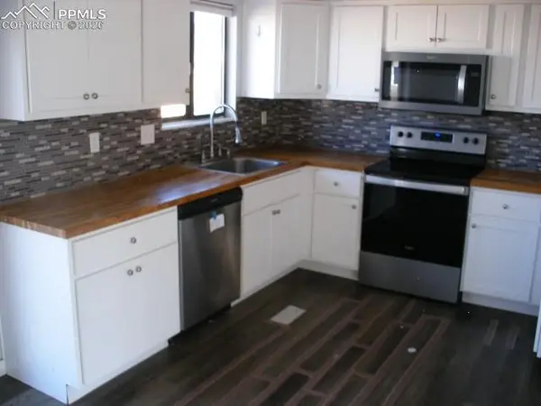 2315 Newcastle DR, Pueblo, CO 81008