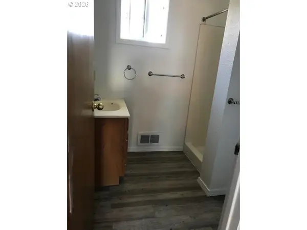 302 W 3RD ST, Wallowa, OR 97885