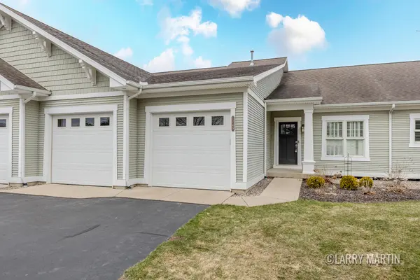 1749 N Trillium CIR, Zeeland Twp, MI 49464