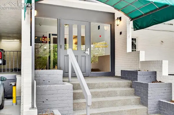 1265 Race ST #305, Denver, CO 80206