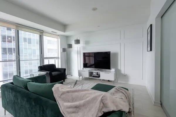 51 East Liberty ST #802, Toronto C01, ON M6K 3P8