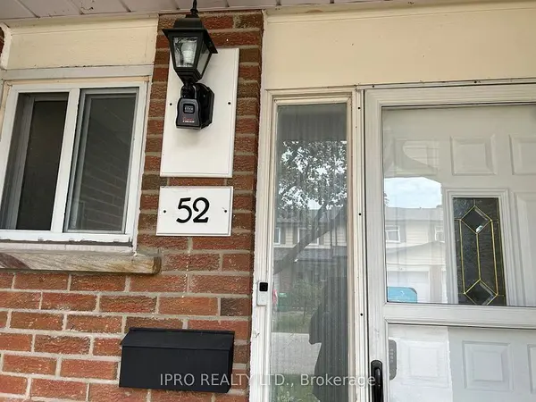 52 Vodden CT, Brampton, ON L6V 2V7
