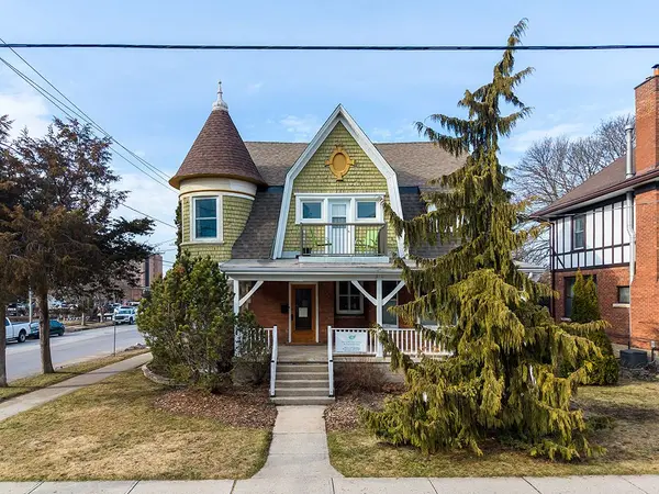 404 9th ST E, Owen Sound, ON N4K 1P3