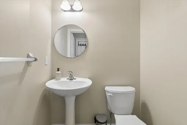 70 Curzon CRES, Guelph, ON N1K 1Z8