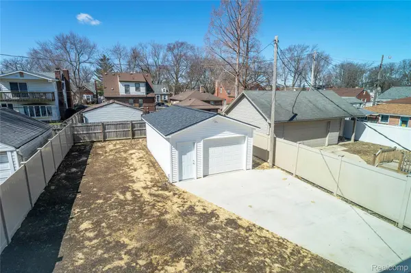 1850 21st ST, Wyandotte, MI 48192