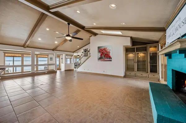 18409 Shore Drive, Kemp, TX 75143