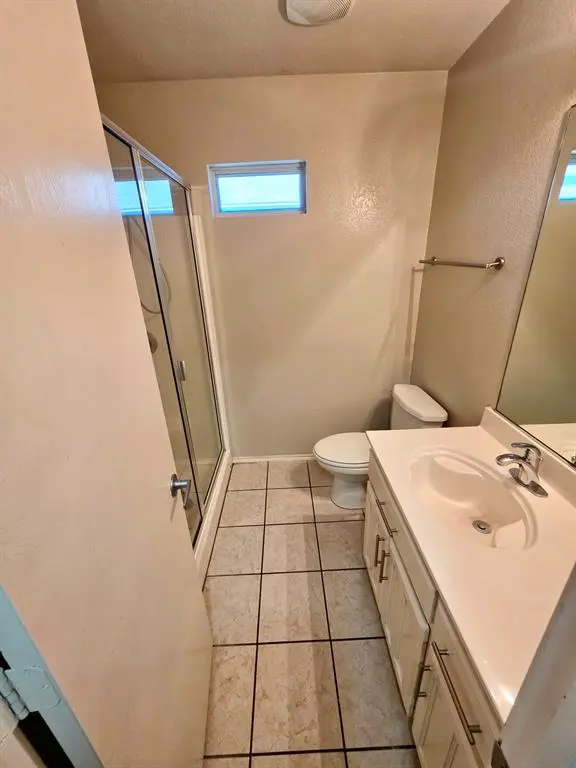 6212 Geneva Lane, Fort Worth, TX 76131