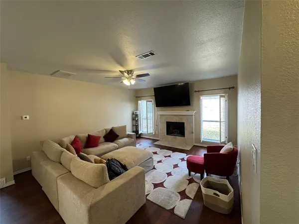 3448 Lark Meadow Way, Dallas, TX 75287