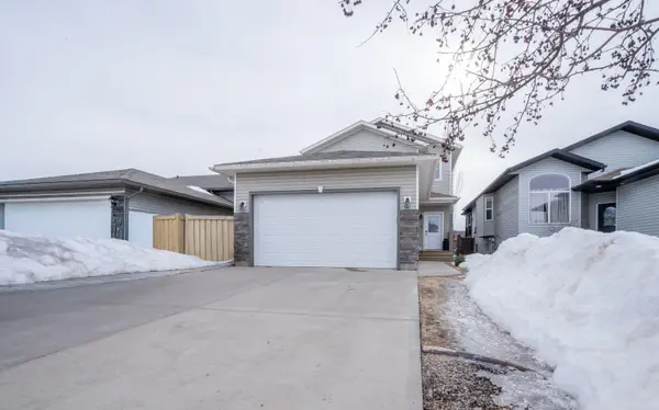 8905 71 AVE,  Grande Prairie,  AB T8X 0E1