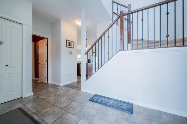 8905 71 AVE, Grande Prairie, AB T8X 0E1