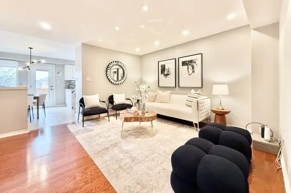 46 Revelstoke CRES, Richmond Hill, ON L4B 4T2