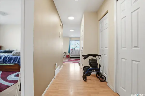 222 V AVENUE S, Saskatoon, SK S7M 3B3