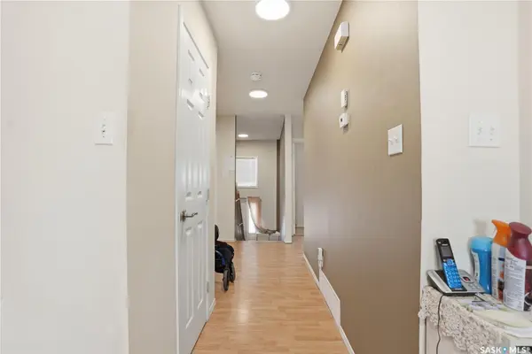 222 V AVENUE S, Saskatoon, SK S7M 3B3