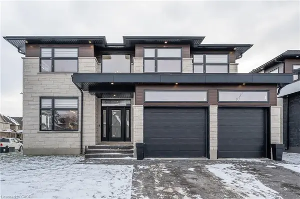 39 Coulter ST, Perth East, ON N0K 1M0