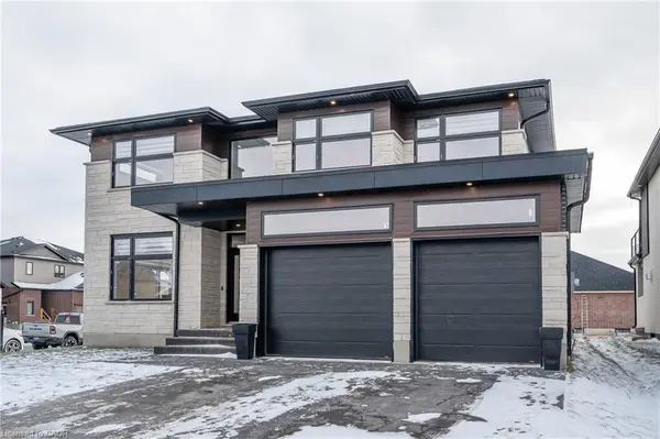 39 Coulter ST, Perth East, ON N0K 1M0