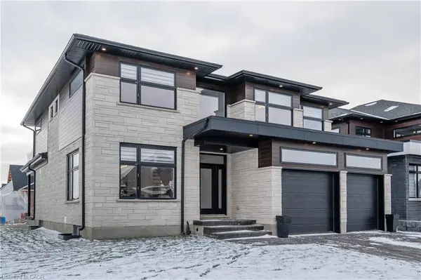 39 Coulter ST, Perth East, ON N0K 1M0