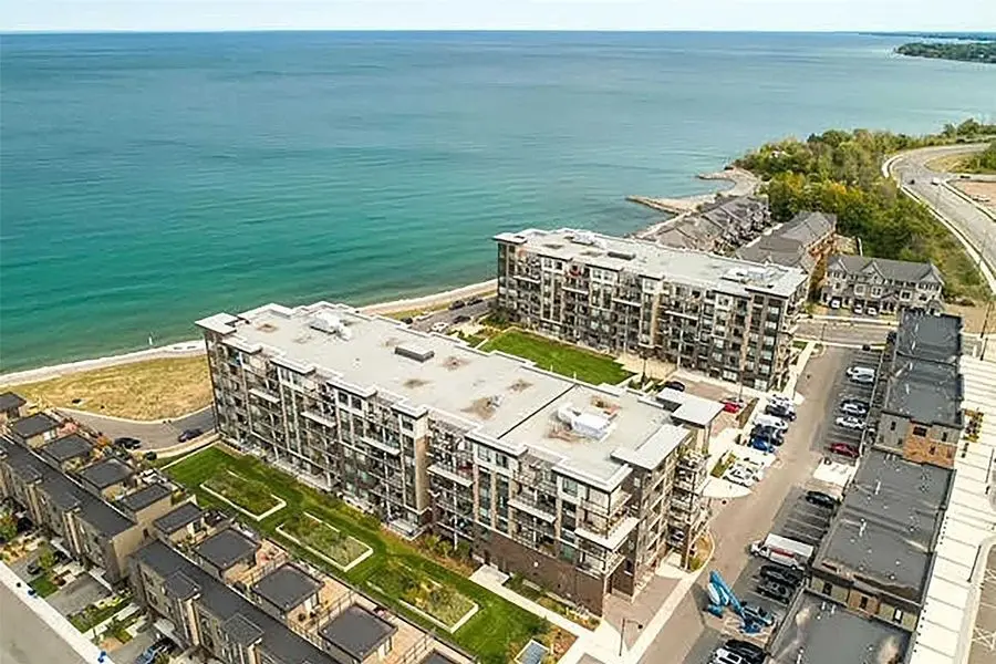 40 Esplanade LN #315, Grimsby, ON L3M 0G9