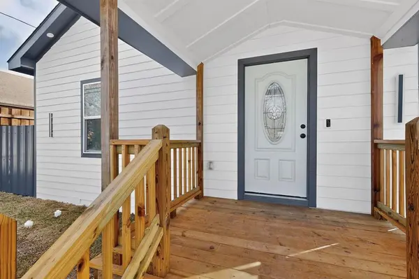 1502 Montague Avenue, Dallas, TX 75216