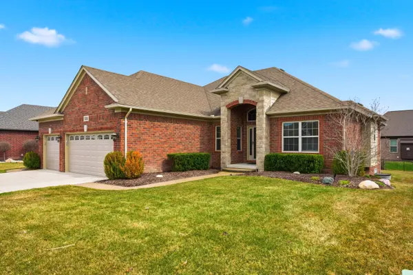 55362 Trevino DR, Macomb Twp, MI 48042