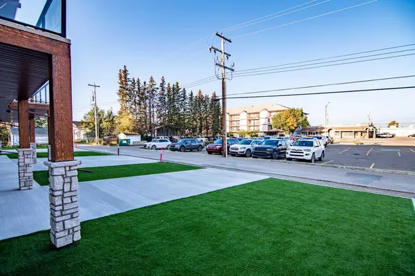 5026 48 ST, Rocky Mountain House, AB T4T 1C1