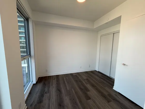 180 Front ST E #1803, Toronto C08, ON M5A 0A9