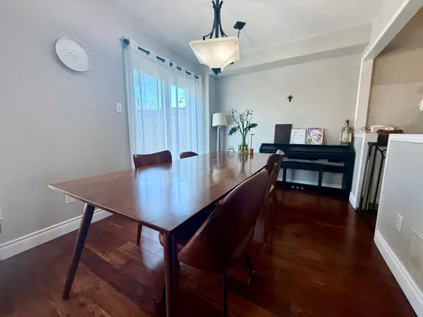 2225 Dale Ridge DR, Oakville, ON L6M 3L4