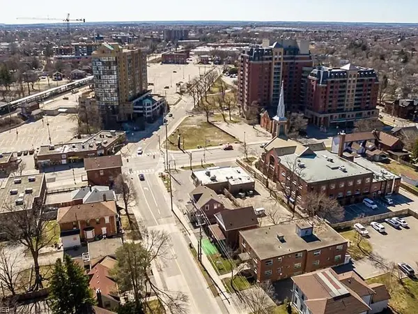 8 Church ST E, Brampton, ON L6V 1E9