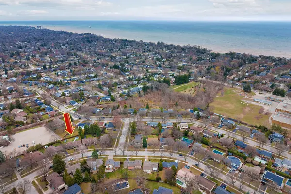 3394 Guildwood DR, Burlington, ON L7N 1L7