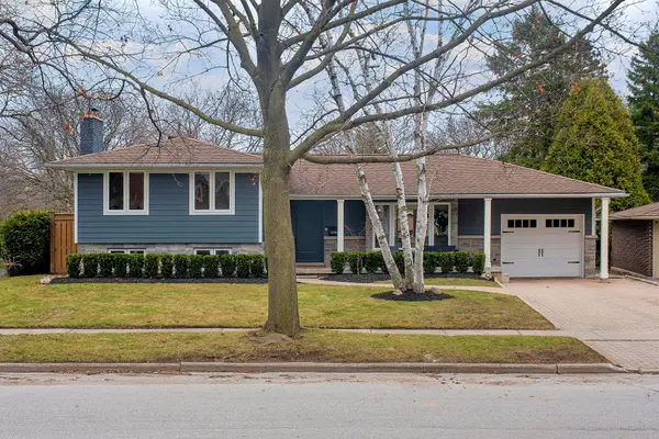 3394 Guildwood DR, Burlington, ON L7N 1L7