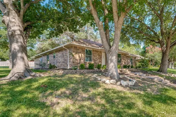 3312 Luallen Drive, Carrollton, TX 75007