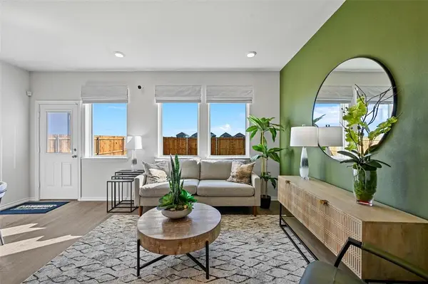 225 Tall Cedar Way, Princeton, TX 75407