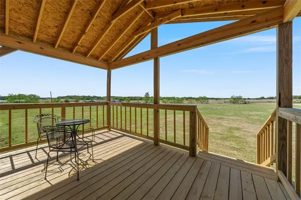 274 Sutherland Road, Axtell, TX 76624