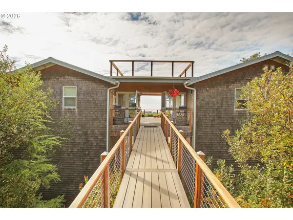 35302 I PL, Ocean Park, WA 98640