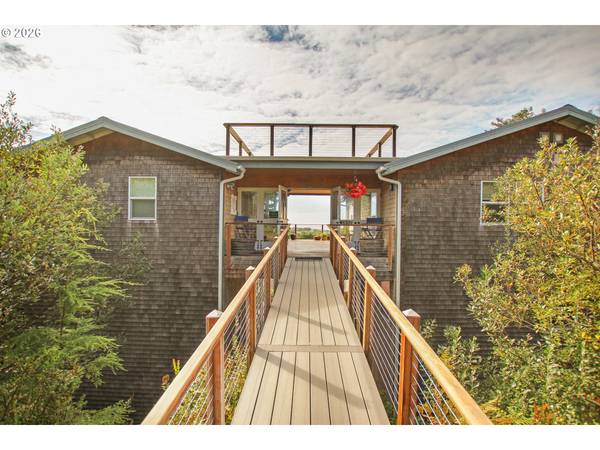 35302 I PL, Ocean Park, WA 98640