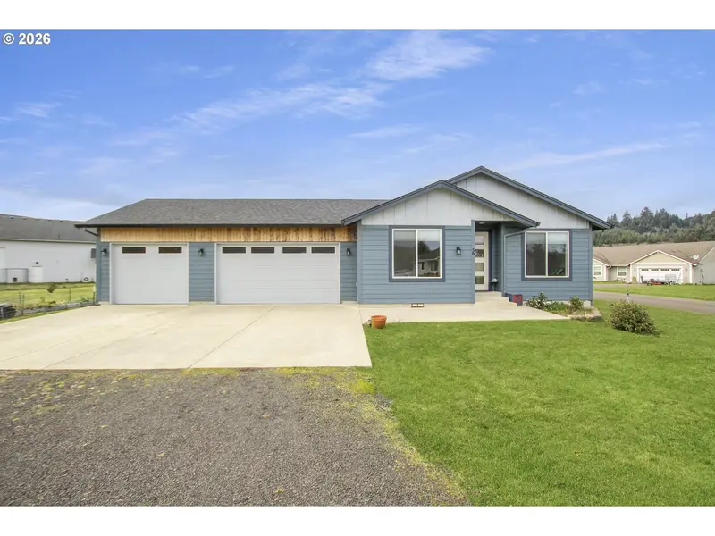 30 NATURE LOOP, Cathlamet, WA 98612