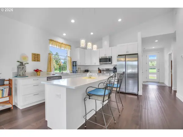 30 NATURE LOOP, Cathlamet, WA 98612