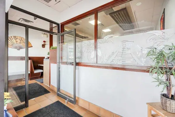 441 Clark AVE #15, Vaughan, ON L4J 6W7