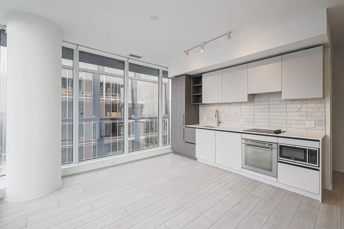 55 Mercer ST #PH09, Toronto C01, ON M5V 0W4