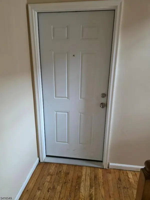 275 Garside St #1, Newark City, NJ 07104