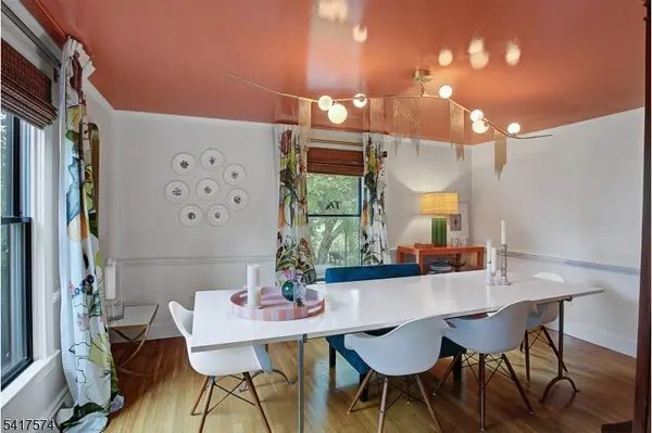 2 Schoolhouse Lane, Tewksbury Twp., NJ 08833