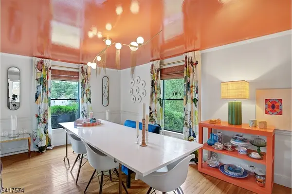 2 Schoolhouse Lane, Tewksbury Twp., NJ 08833