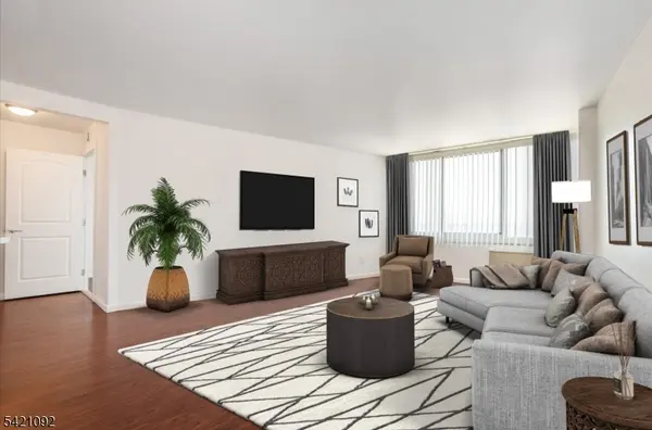 1 Claridge Drive #300, Verona Twp., NJ 07044