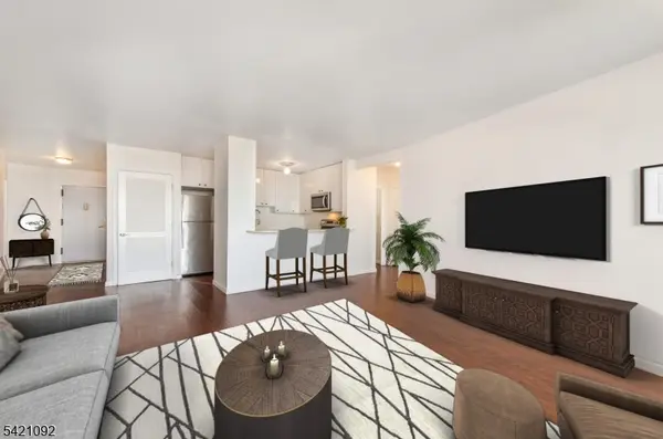 1 Claridge Drive #300, Verona Twp., NJ 07044