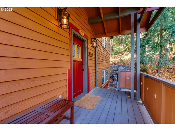 1660 LEATHERWOOD DR, Eugene, OR 97405