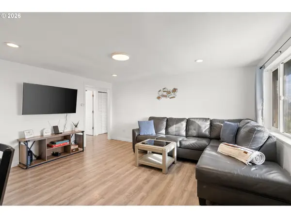 2130 SE 19TH ST, Hermiston, OR 97838