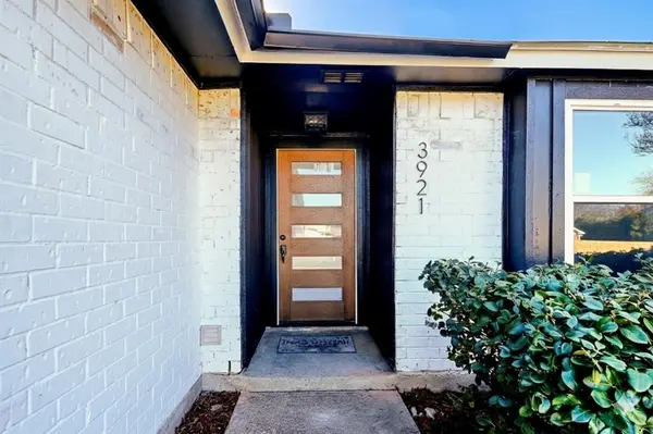 3921 Teaberry Lane, Fort Worth, TX 76133