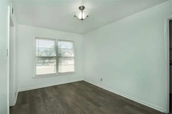 1925 Hilltop Drive, Garland, TX 75042