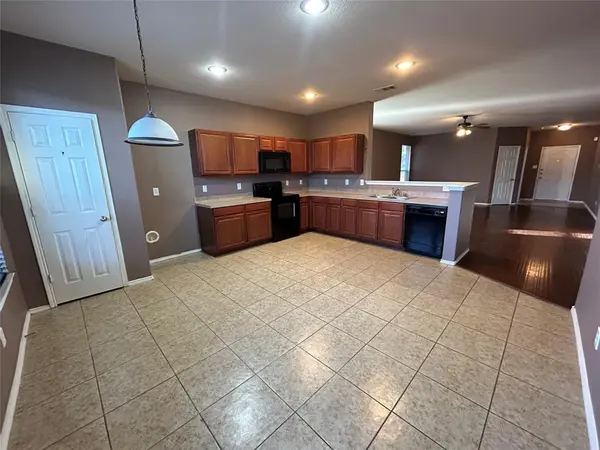 5837 Fantail Drive, Fort Worth, TX 76179