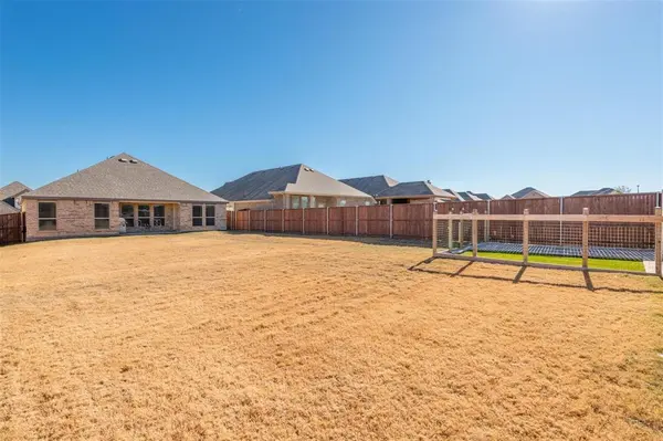 217 Bayonet Drive, Fort Worth, TX 76108