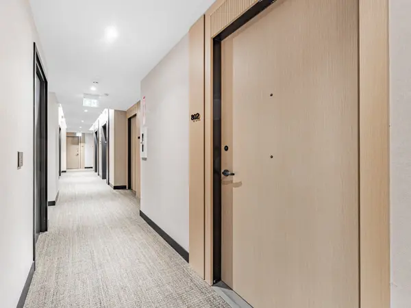 89 Church ST #802, Toronto C08, ON M9N 1N4